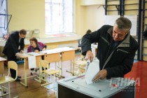 Голосование на выборах депутатов Государственной Думы РФ VII созыва и Законодательного собрания Нижегородской области VI созыва