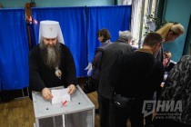Митрополит Нижегородский и Арзамасский Георгий принял участие в голосовании на выборах депутатов ГД РФ VII созыва и ЗС НО
