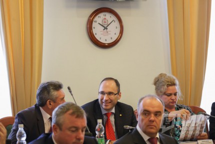 Перед началом несостоявшегося заседания Законодательного собрания Нижегородской области VI созыва