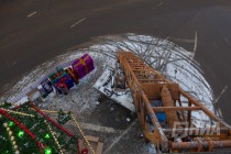 Главную новогоднюю елку установили и нарядили в Нижнем Новгороде