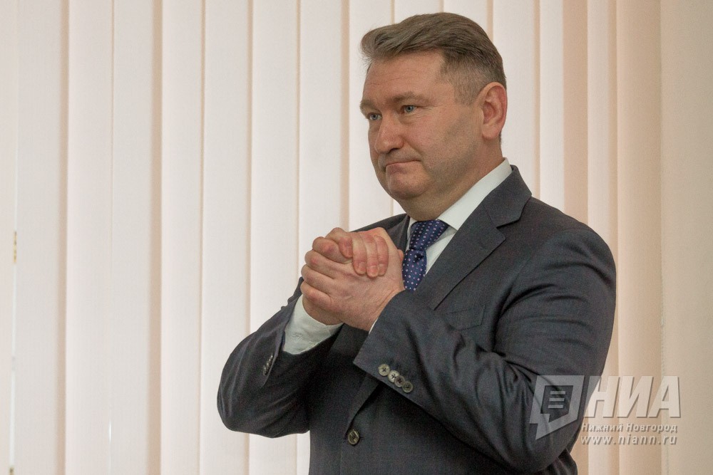 Деньги нужно оставлять в своем регионе. Это же так просто!" - Максим Плеханов Де