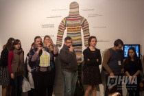 Предпоказ спектакля Вязаник в рамках новогодних интерактивных спектаклей в ГЦСИ Арсенал на выставке Леонида Тишкова Взгляни на дом свой