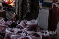 Уличная торговля в районе железнодорожного вокзала в Нижнем Новгороде