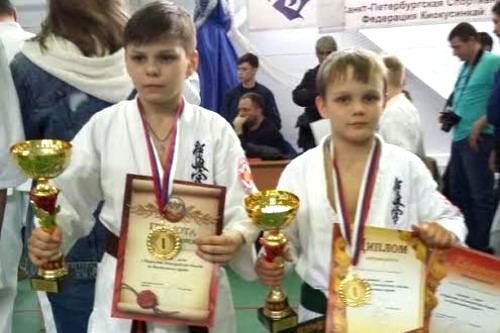 Нижегородские каратисты завоевали золото на Чемпионате Ленинградской области по всестилевому каратэ