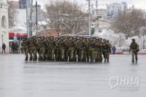 Репетиция парада Победы прошла в Нижнем Новгороде на площади Минина и Пожарского