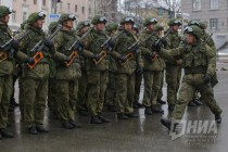 Репетиция парада Победы прошла в Нижнем Новгороде на площади Минина и Пожарского