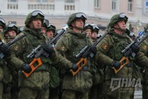 Репетиция парада Победы прошла в Нижнем Новгороде на площади Минина и Пожарского