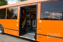 Церемония вручения ключей от 50 новых городских автобусов в Нижнем Новгороде