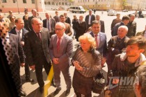 Церемония вручения ключей от 50 новых городских автобусов в Нижнем Новгороде