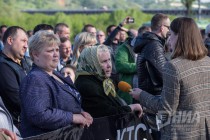 Митингующие на акции против новой маршрутной сети в Нижнем Новгороде