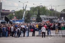 Митингующие на акции против новой маршрутной сети в Нижнем Новгороде