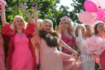 Парад блондинок прошел в Нижнем Новгороде