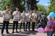 Городской фестиваль Город детства прошел на Театральной площади в Нижнем Новгороде
