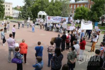 Митинг обманутых дольщиков прошел на площади Маркина в Нижнем Новгороде