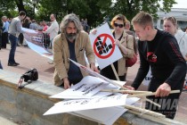Митинг обманутых дольщиков прошел на площади Маркина в Нижнем Новгороде