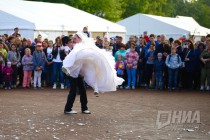 Спектакль SVаDьБа от театра ТУТ и группы Brevis Brass Band