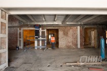 Прокладка коммуникаций и укрепление стен здания