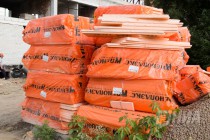 Строительные материалы на площадке