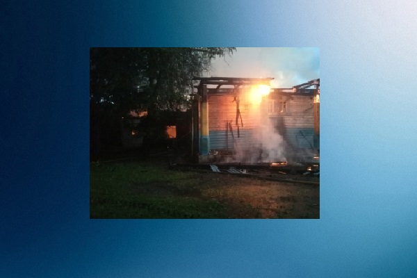 Дом культуры сгорел в Ветлужском районе Нижегородской области предположительно из-за поджога