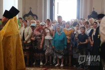 Служба в кафедральном соборе в честь Воскресения Христова в Арзамасе Нижегородской области