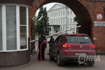 Машинам также запрещен въезд