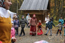Праздник Покров в архитектурно-этнографическом музее-заповеднике Щелоковский хутор