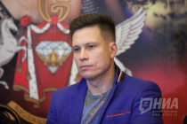 Дрессировщик Алексей Плотников