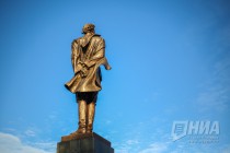 Отреставрированный памятник Максиму Горькому