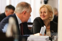 Депутаты Гордумы Вадим Агафонов и Елена Аржанова