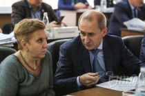 Заместители главы горадминистрации Мария Холкина и Александр Герасименко