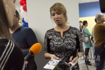 Первые гости, уже получившие паспорта