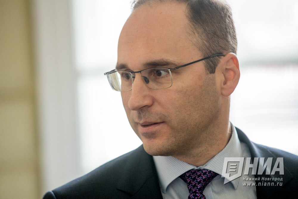 Александр Шаронов