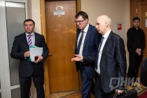 Министр имущественных и земельных отношений Сергей Баринов, замеруководителя аппарата правительства Александр Щелоков, мэр Арзамаса Михаил Мухин