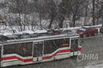 Часть дорог в городе более или менее почищена