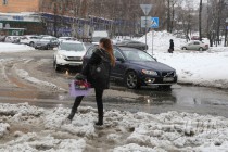 А часть дорог почищена так себе