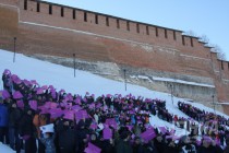 Рекорд России установили нижегородские мужчины на Чкаловской лестнице 8 марта