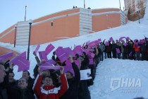 Рекорд России установили нижегородские мужчины на Чкаловской лестнице 8 марта