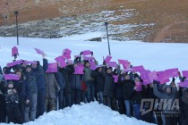 Рекорд России установили нижегородские мужчины на Чкаловской лестнице 8 марта