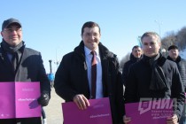 Рекорд России установили нижегородские мужчины на Чкаловской лестнице 8 марта