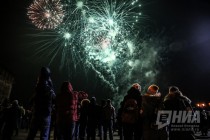 Подрядчик провел тестовый фейерверк ко Дню города для подготовки к фестивалю болельщиков ЧМ