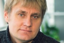 Мне кажется, что, вводя ограничения на продажу алкоголя, у нас просто дуют на воду, - Юрий Попов