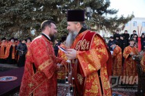 Пасхальный крестный ход в Нижнем Новгороде