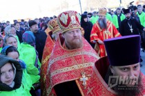 Пасхальный крестный ход в Нижнем Новгороде