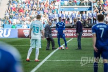 Ветераны нижегородского футбола делают первое касание мяча