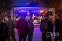 На Театральной площади