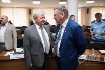 Заместители председателя Гордумы Дмитрий Краснов и Николай Сатаев