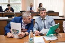 Депутат Александр Котельников и и.о. замглавы администрации Иван Носков