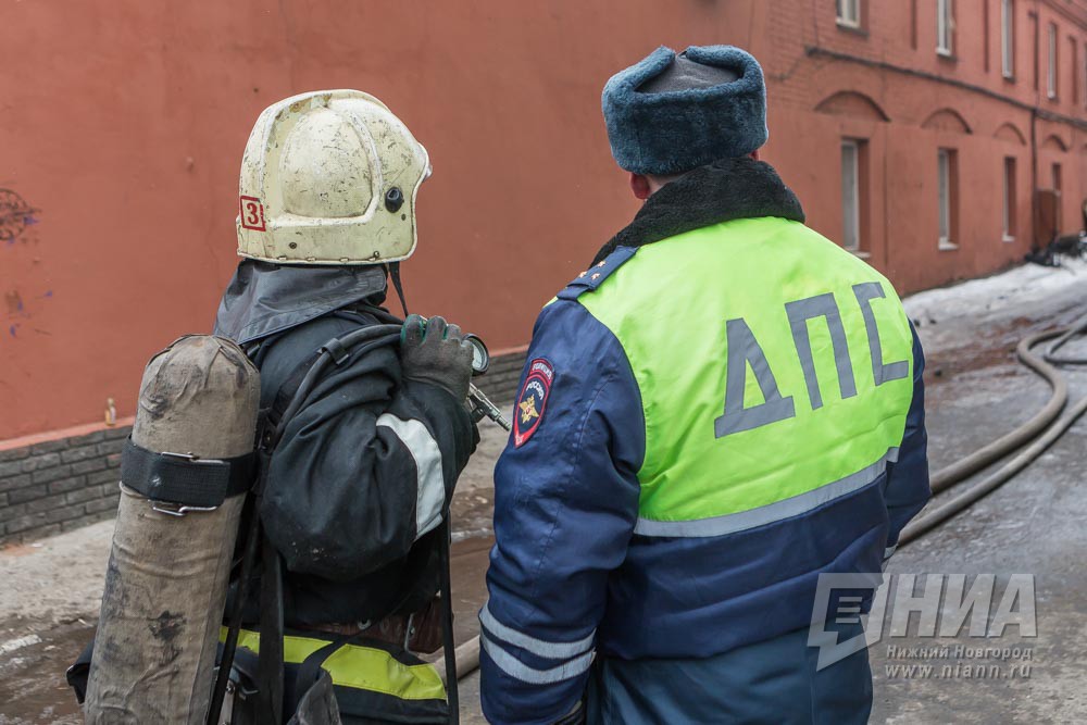 Две иномарки обгорели из-за поджога в Ленинском районе Нижнего Новгорода 23 мая