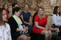 Макдоналдс вручил именные стипендии работникам-студентам в Нижнем Новгороде