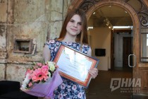 Макдоналдс вручил именные стипендии работникам-студентам в Нижнем Новгороде